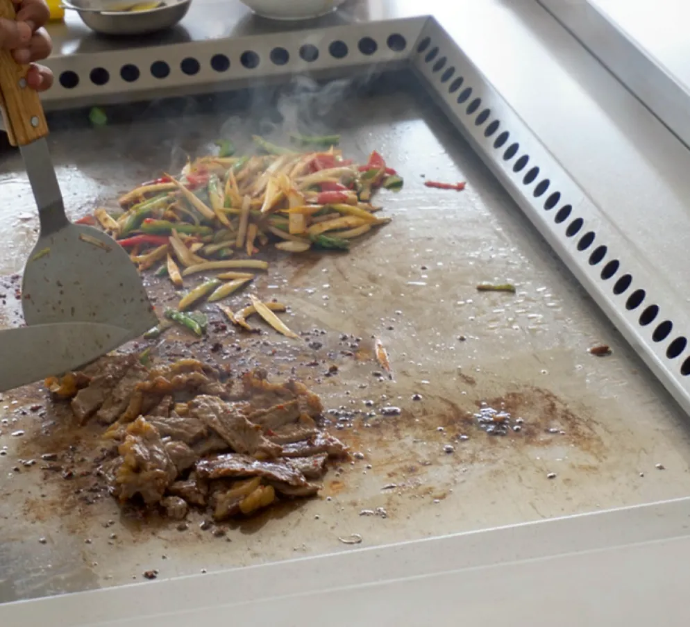KBS Teppanyaki-Grill mit 3 Heizzonen 14 kW / 400V