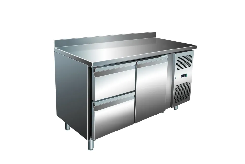 Kühltisch KT-VIP mit 2 Schubladen und 1 Tür und Aufkantung, 1.360x700x960 mm