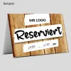 Reserviert-Tischschild Wood-Motiv mit Uhrzeit-Feld & Logo (250 Stk.)